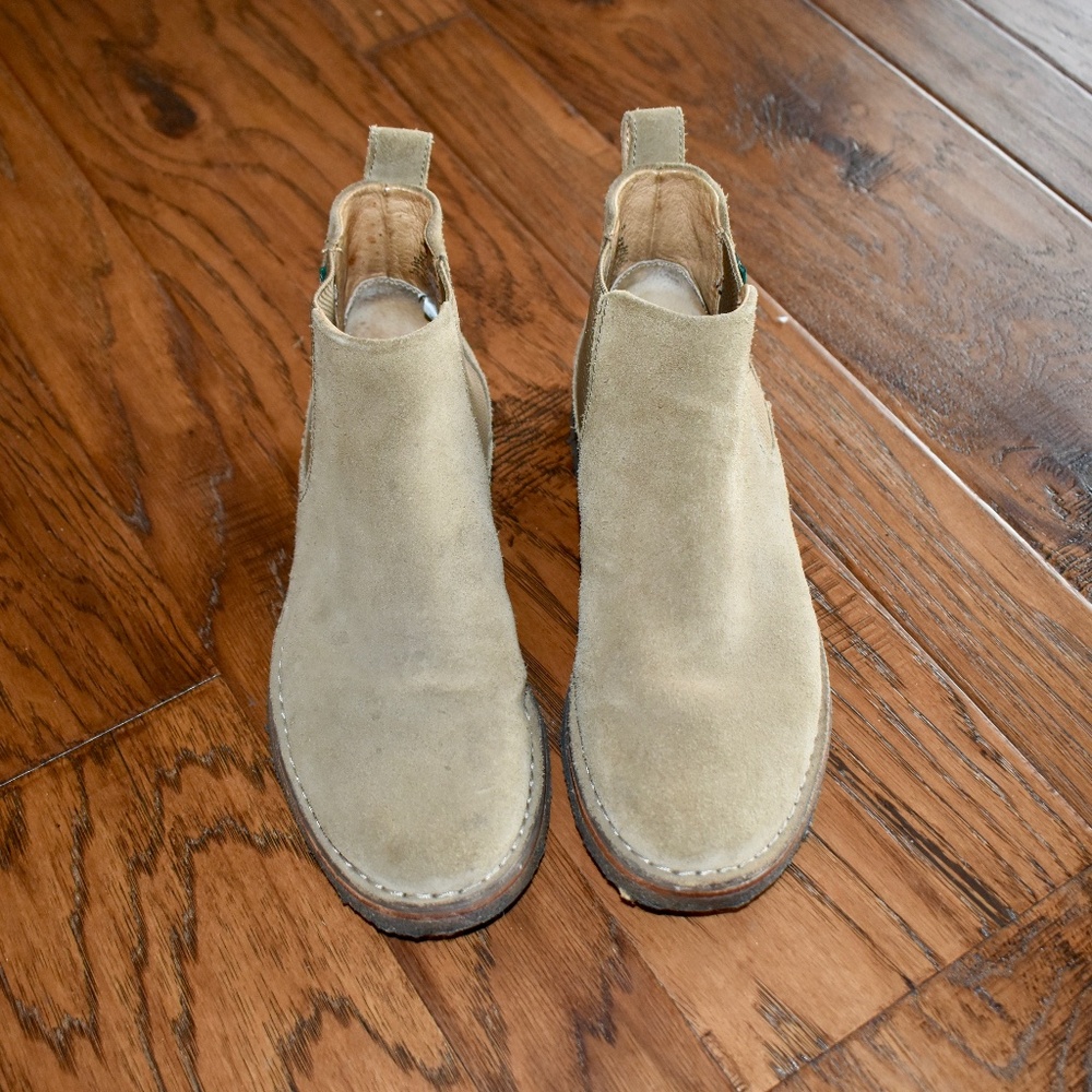 Eastland suede Chukka boots men's 8M